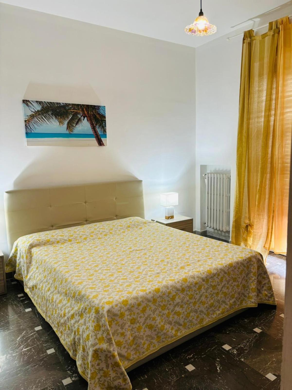 Matthias Central Rooms And Accomodation Bari Esterno foto