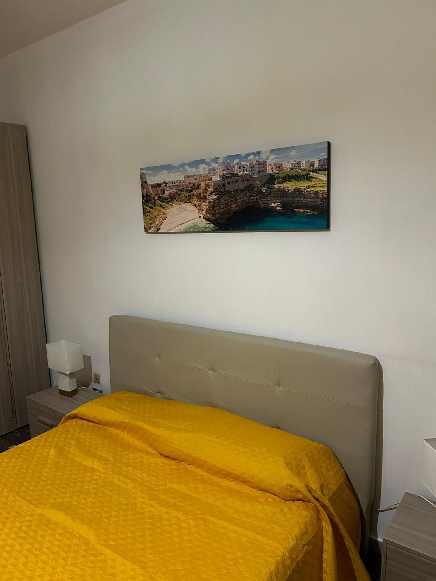 Matthias Central Rooms And Accomodation Bari Esterno foto